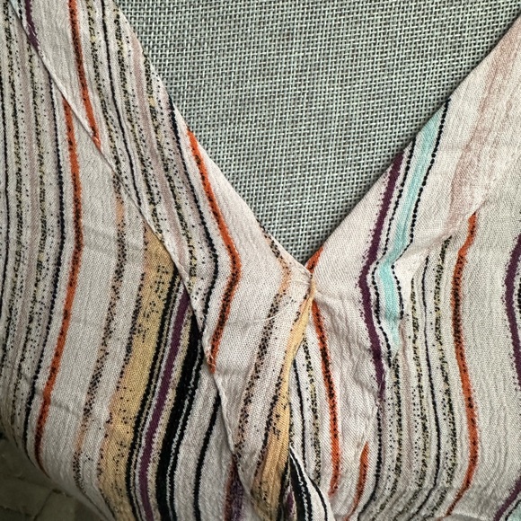 Hiatus Crop Wrap Top - Picture 3 of 6